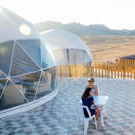 Rum Royal Flower Luxury Camp Wadi Rum Exterior photo