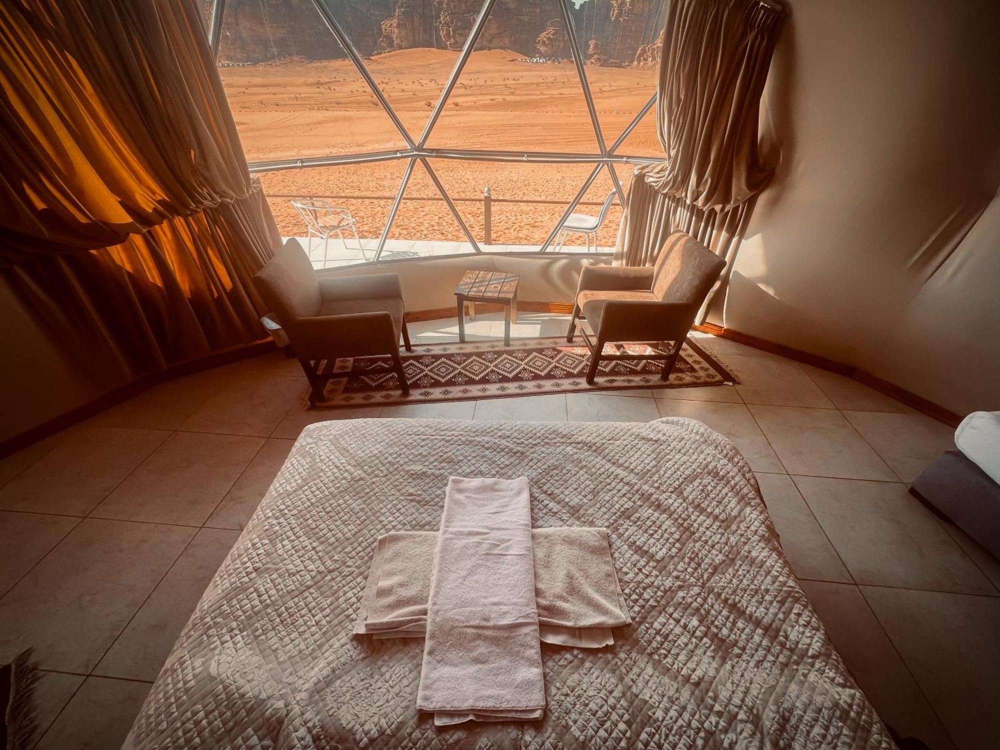Rum Royal Flower Luxury Camp Wadi Rum Exterior photo