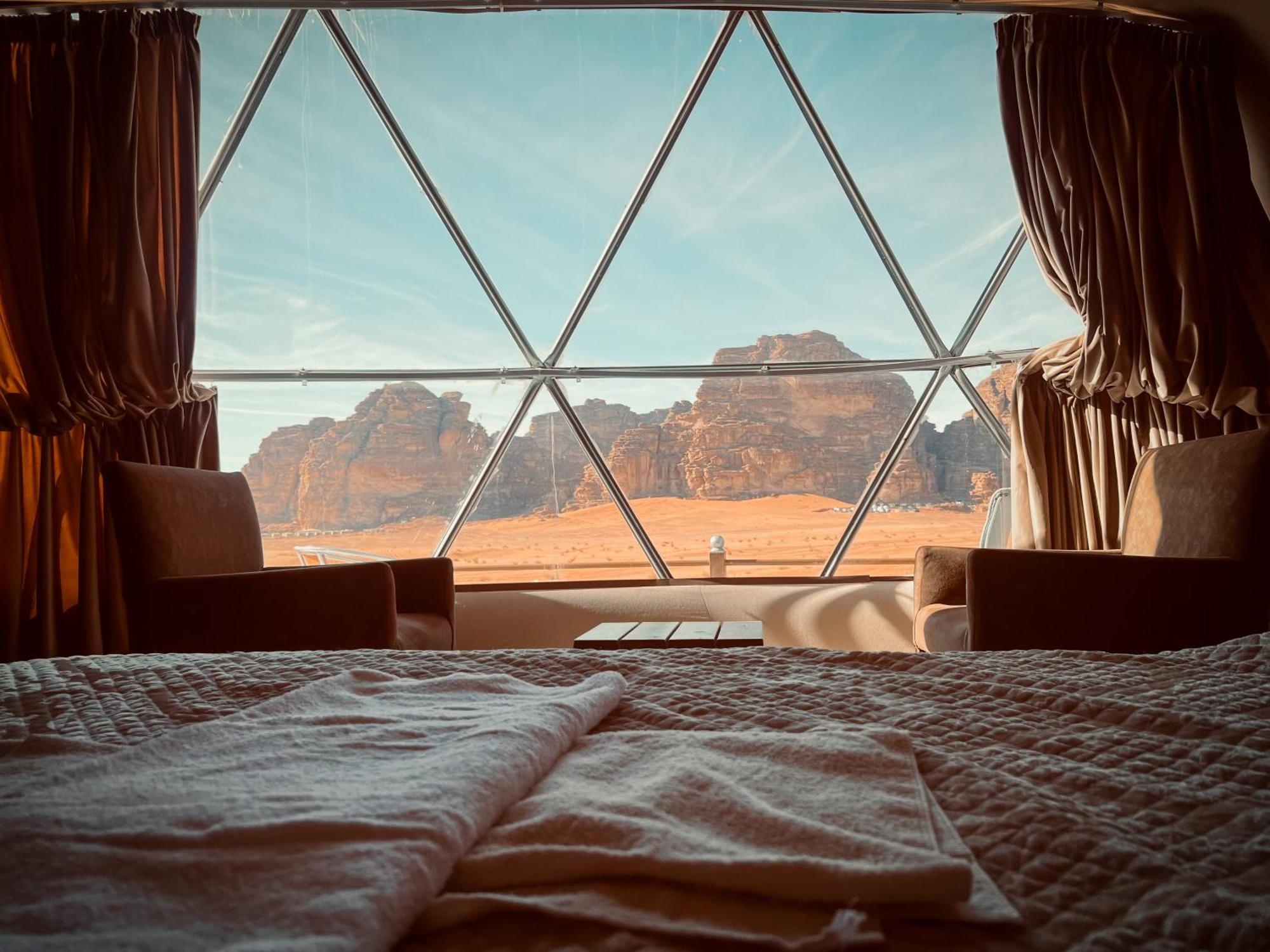 Rum Royal Flower Luxury Camp Wadi Rum Exterior photo